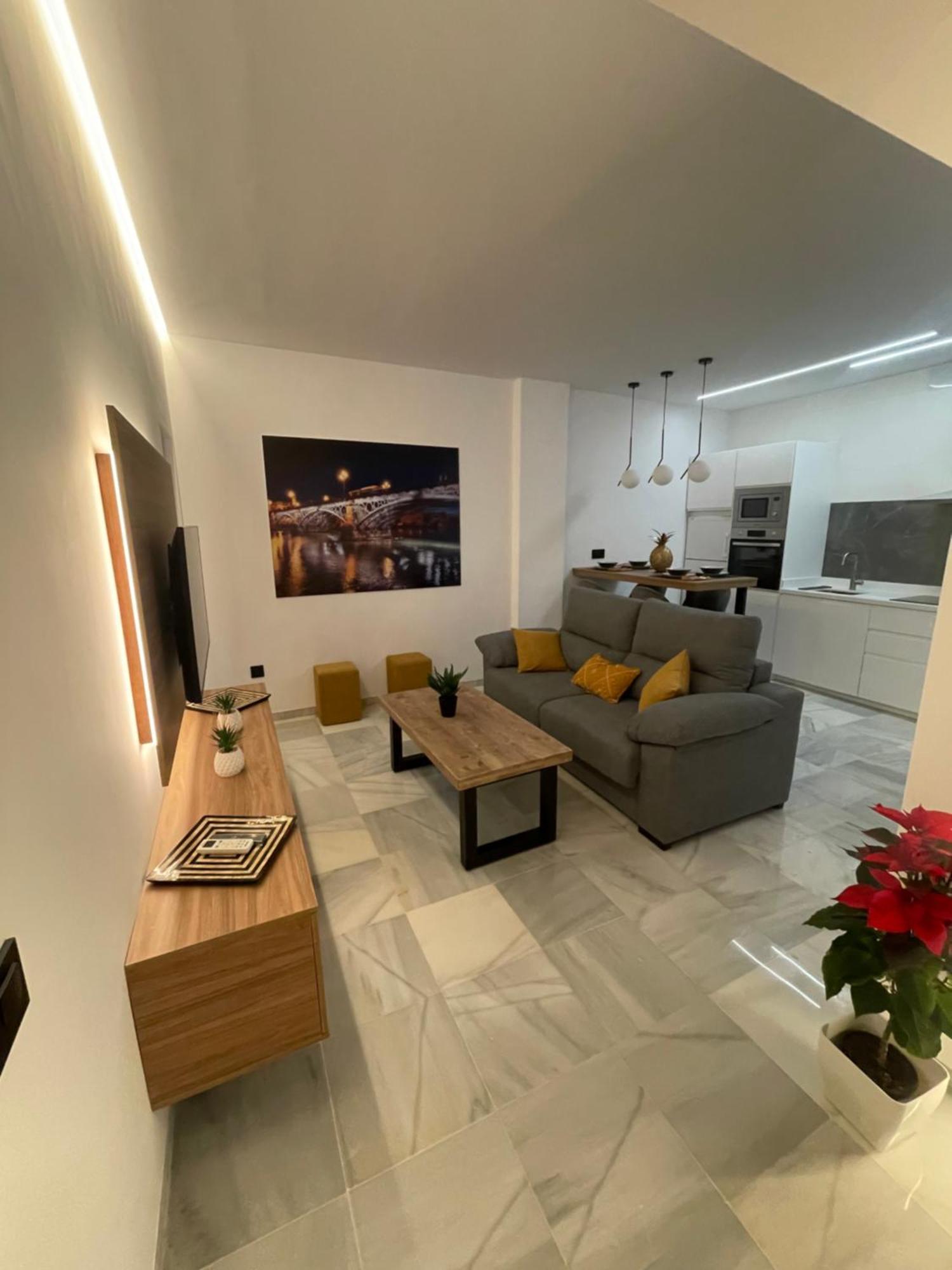Wish Suite Ponce De Leon Севилья Экстерьер фото