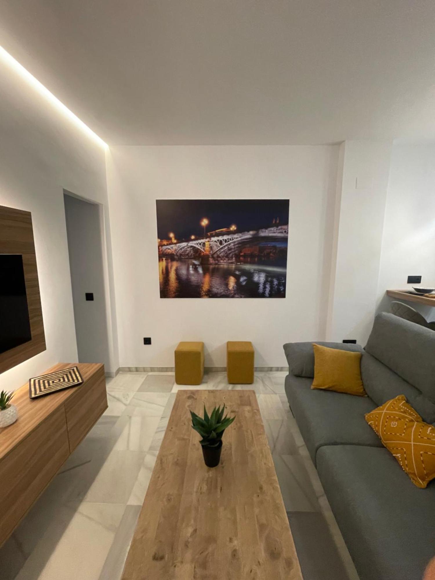 Wish Suite Ponce De Leon Севилья Экстерьер фото