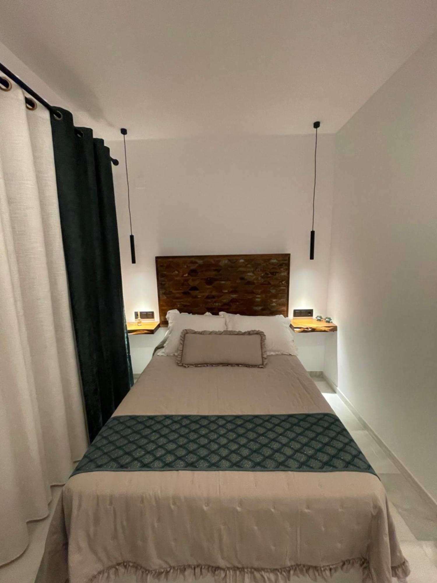 Wish Suite Ponce De Leon Севилья Экстерьер фото