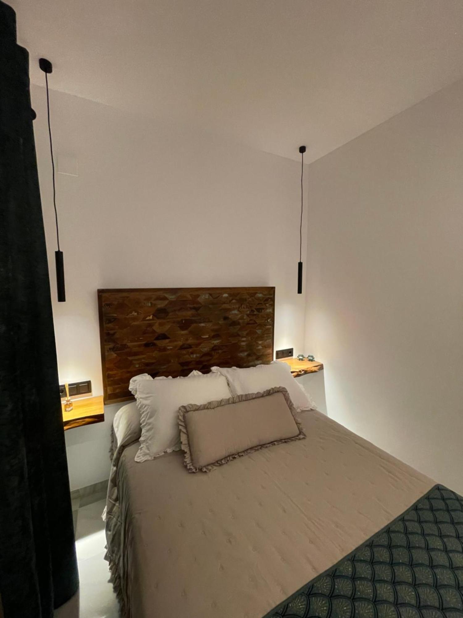 Wish Suite Ponce De Leon Севилья Экстерьер фото